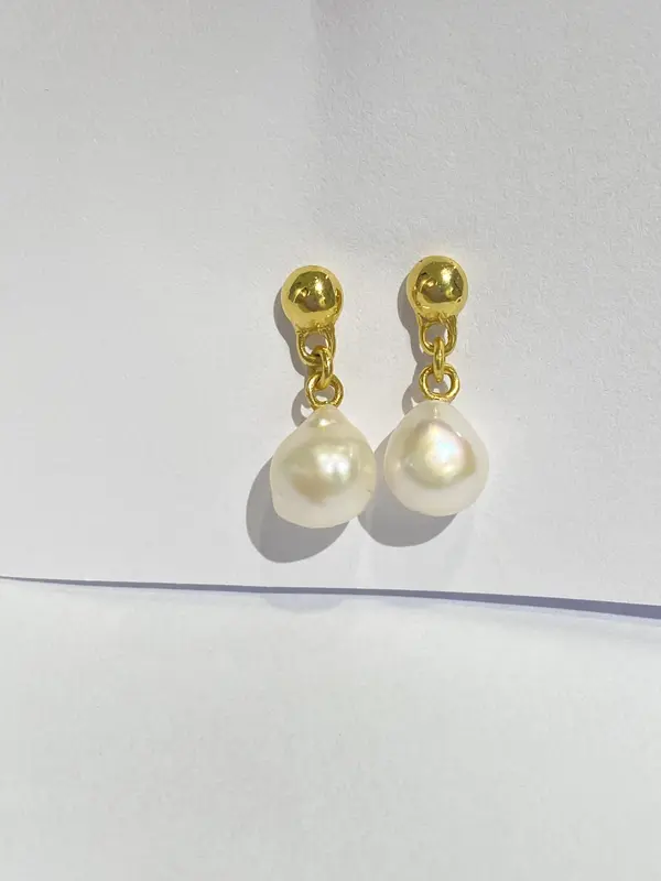[B] Anting Giwang Nia 9k Bunga Cantik Emas 22K untuk Wanita Penggunaan Sehari-hari Elegan Earrings 1