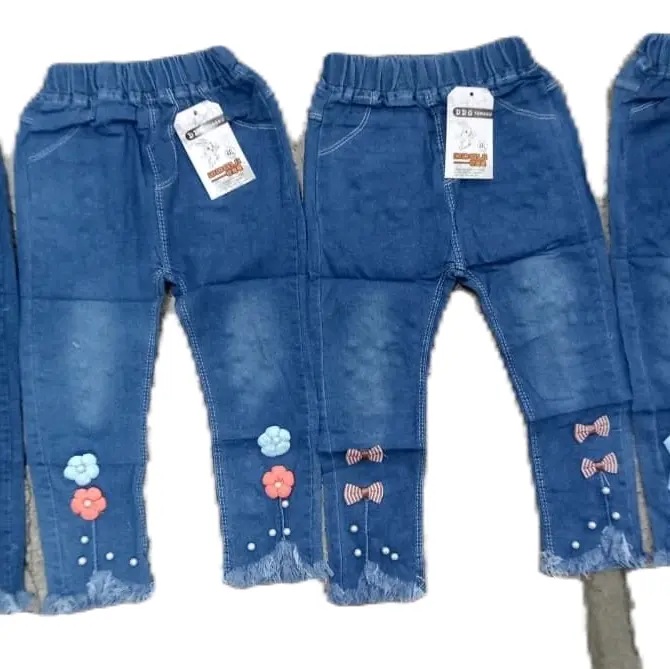 2 pcs celana jeans anak usia 1-5 tahun Perempuan Denim 4
