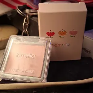 BLUSH ON PALLETE BLUSHER POWDER CAKE / PERONA PIPI TAHAN LAMA 4 WARNA MACARONS L_9I