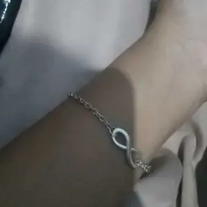 (2pcs/sepasang) Gelang Titanum Charm Ifinity