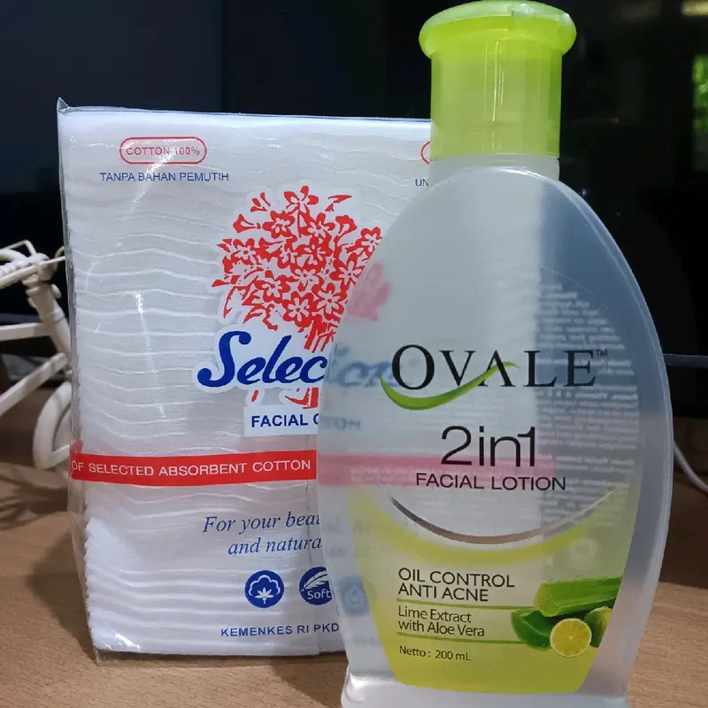 paket bundling Ovale oil control anti acne 200ml+kapas 35gr 0