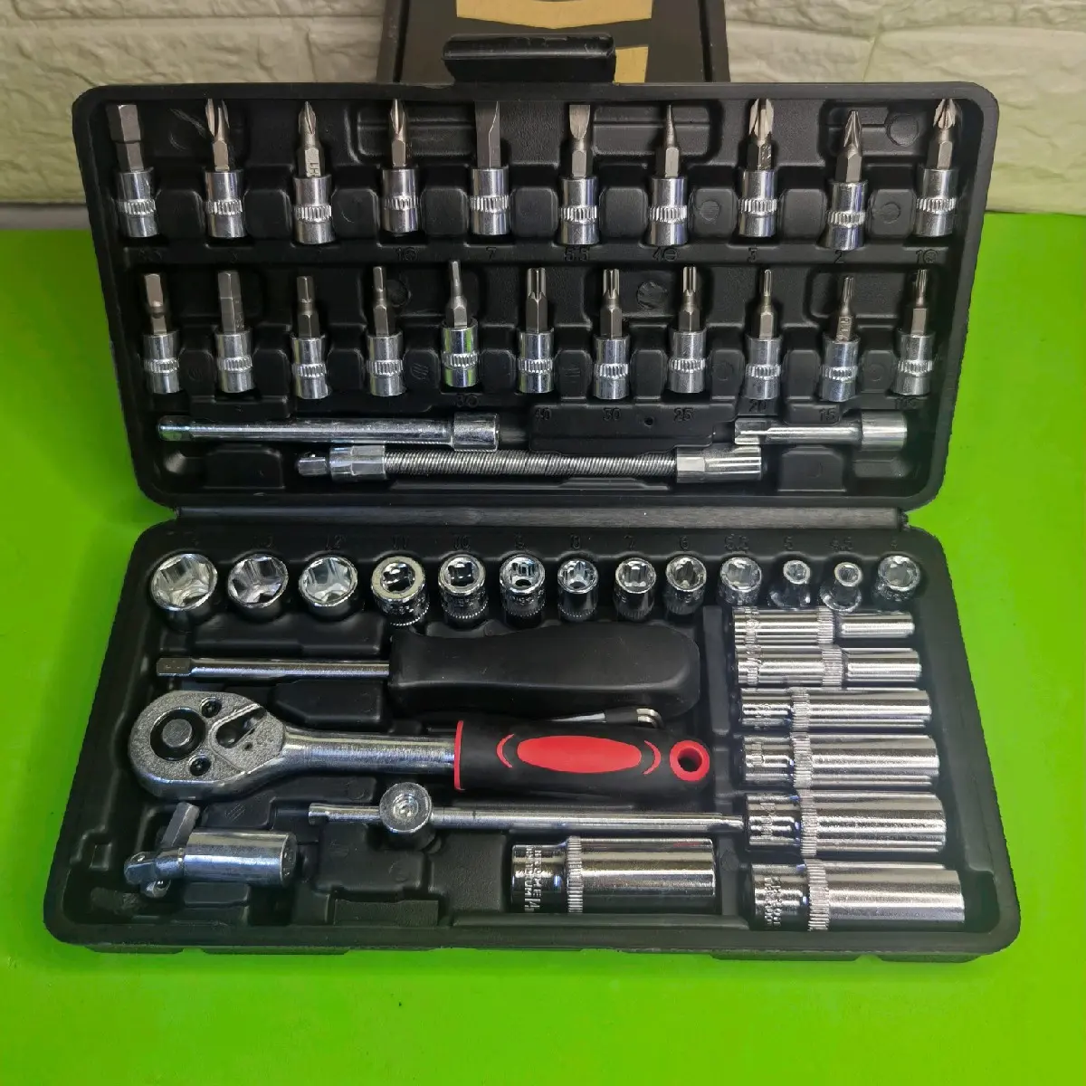 53 PCS IN 1 SOCKET CHROME WRENCH SET HARDWARE RATCHET TOOLS [ Size 1/4]  REPARING KIT SCREWDRIVER BIT SPANA SPANNER  Hardware