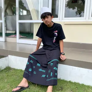 Sarung Racertees Hitam Viral (Sarung Tosca)