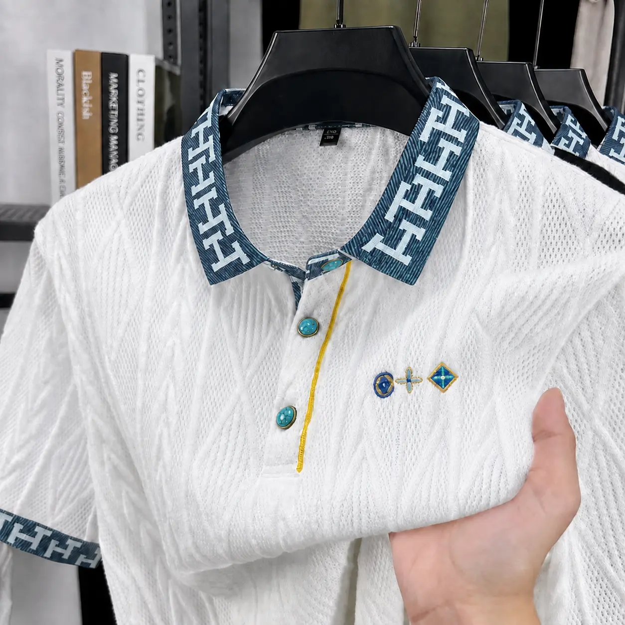 ÁO NAM NỮ POLO CỔ SANG TRỌNG  HỌA TIẾT CAO CẤP