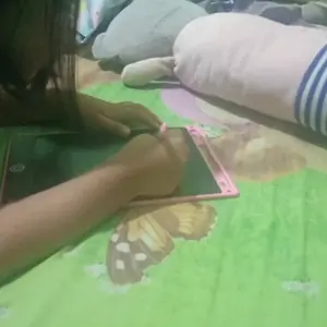 LED Drawing Tablet Children Drawing Erase 16 Inch Berwarna With Stylus Pen LCD Writing Tablet For Children's Learning