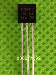 Z0607  0,8A / 600V Triac TO92