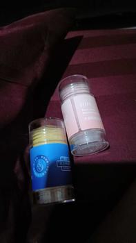 Product Review of HIH Original Pelembab dan Perawatan Tumit Kering Retak dan Cream Kaki Kapalan Cream Kaki Pecah Pecah Ultra Moisturizing Cream Stick Melembutkan Kulit Tumit dan Tangan didiamkan menyembuhkan tumit pecah-pecah from L**i A**i 0