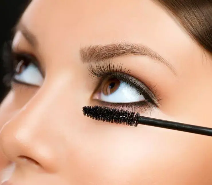 Paket Hemat Maskara Plus Pelentik Bulu Mata - Maskara Hitam Waterproof Mascara Eyelash Kosmetik 1