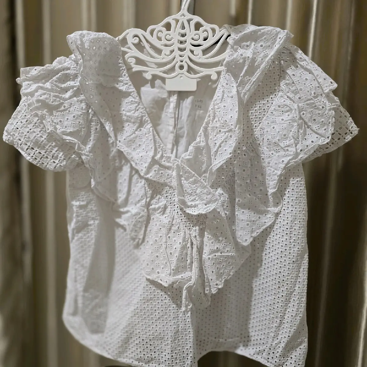blouse putih Atasan Wanita
