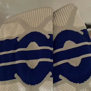 Seven Plus Deker Pelindung Lutut Dengan Spring dan Patella Gel Knee Pad Basket Badminton Voli Futsal Bola Deker Olahraga Deker Lutut Knee Support Dekker Lutut Knee Brace Knee Protector alat terapi nyeri lutut Kneepad berkualitas premium Outdoor Satuan