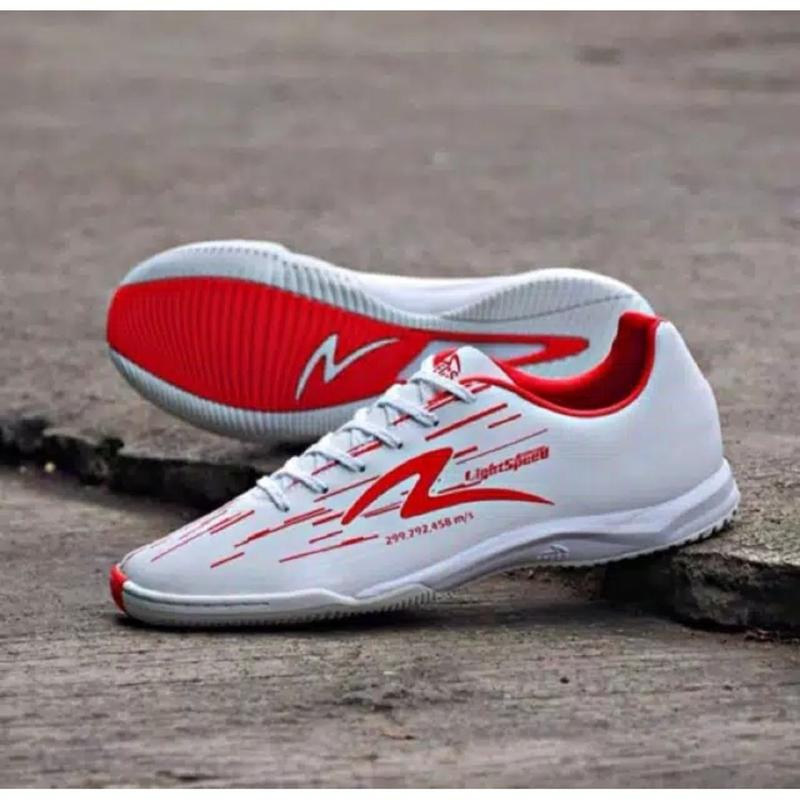 Product Introduction of Specs Lighspeed Reborn Putih Merah Gold Silver   Terviral sepatu futsal specs lightspeed sepatu  futsal bunyi cit karet ori 1