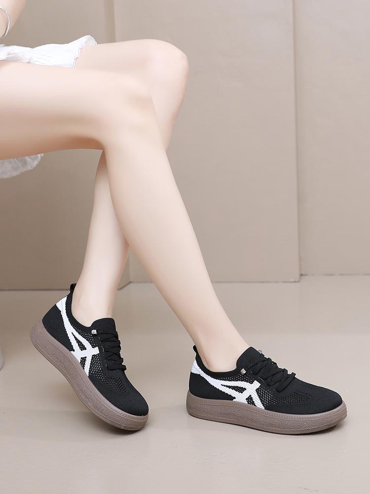 Product Introduction of 2025 summer new women's casual shoes Breathable mesh surface comfortable shoes for many occasions can be worn shoes 14