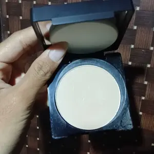 OMG FAVOURITE BUNDLE! Duo Power Cover  (Foundation + Bedak)