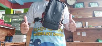 Product Review of MaxMor M067 Tas Selempang Pria dengan Charger USB dan Kunci Resleting TSA Lock 3 Kombinasi Angka Slingbag shoulder pack Cowo Cowok from @**8 1