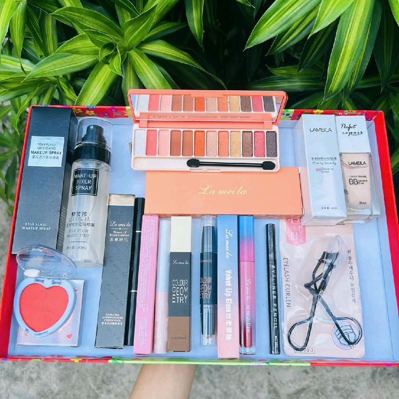 Bộ Trang Điểm 10 Món Siêu Đẹp Đầy Đủ Để Makeup Son Tạo khối Xịt Khoá Nền Combo Trang Điểm Set Trang Điểm