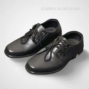 Sepatu Pantofel Pria Warna Hitam Hak 3cm Canvas Sintetis Shoes Karet Fantofel Sepatu Sekolah Kerja Kantor
