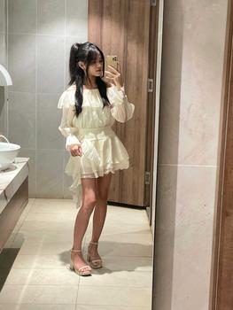 Product Review of Set Áo Tơ Bèo Trễ Vai Phối Chân Váy Xoè Tầng from y**i 1