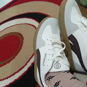 [Christy shoes] BOSTANTEN Mode Liar Sepatu Dexun Nyaman Murid Sepatu kets Krem Hitam Ringan Nyaman Anti Selip