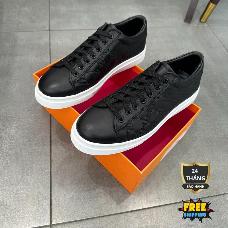   DẶT LÙI 1 SIZE  Giày Thể Thao Nam Cao Cấp  Da Bò Thật In Kẻ Ô  Tăng Thêm Lót Và Dây  WIN MAN BẢO HÀNH 2 Năm   Size 38 - 43 Lỗi 1 đổi 1 Đế đúc cao su non chống trơn trượt Sneaker Đế Bằng Shoes 