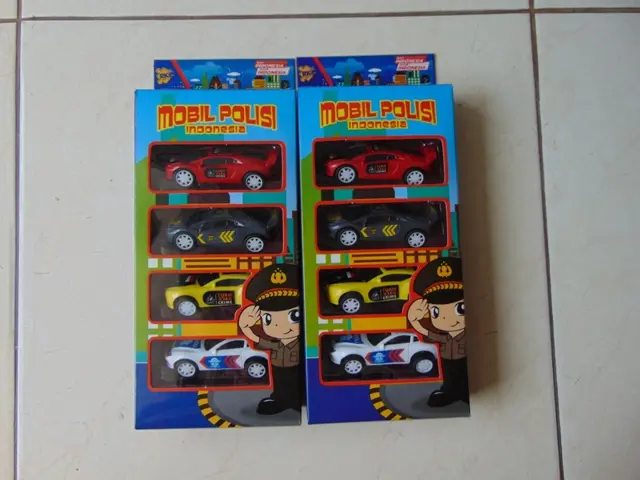 Mainan Mobil Polisi Police Indonesia Pullback 1 set isi 4pcs 5