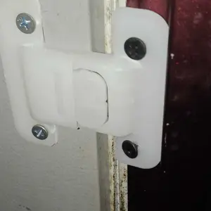 dreamsea1 Kunci Pengaman Pintu Kulkas Alat Penutup Pengunci Pintu Kulkas Laci Safety Lock Aman untuk Mengamankan Pintu Kulkas dan Laci gesper anti-buka bayi