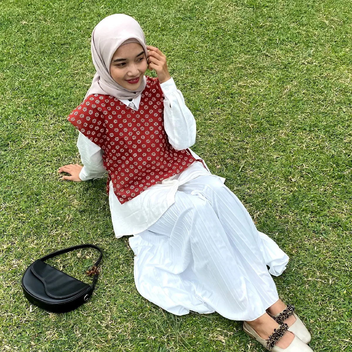 Vest Batik Premium Vol. 2 - Raw Hijab Katun Wanita Rompi Outer Vest Batik Premium Vol. 2 - Raw Hijab Katun Wanita Rompi Outer