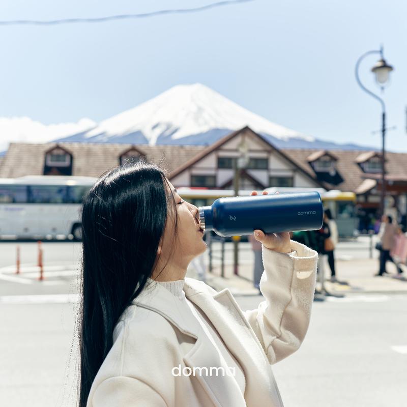 [Domma] 700 ml Metal Handle Lid Insulated Reusable Tumbler Water Bottle - Double Wall Stainless Steel Botol Minum Thermos Kopi Teh 1