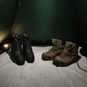Sepatu Thermal Camping Outdoor / Camp Booties / Sepatu Tenda Hangat Anti Dingin Omni-Heat Hiking Glamping