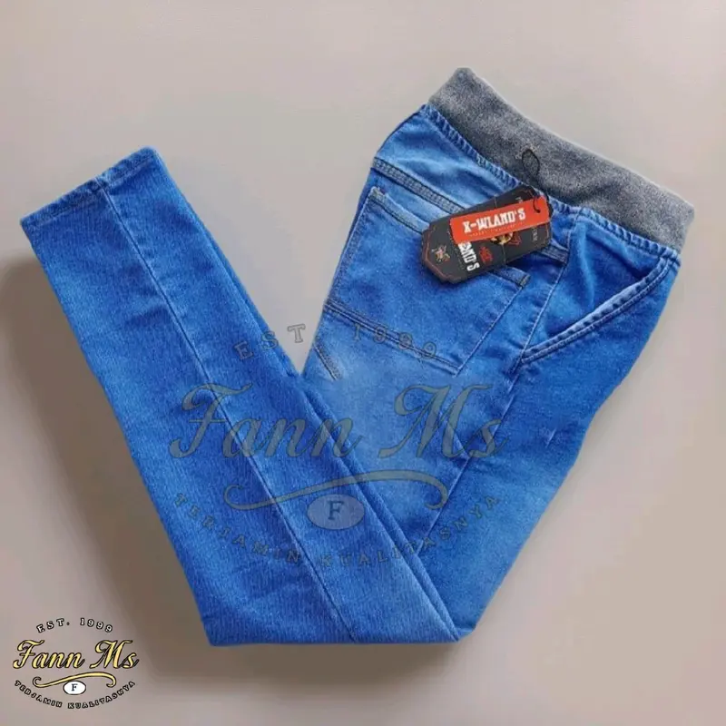 Celana Jeans Pria Kekinian – Bahan Adem Pinggang Karet & Harga Terbaik -  Slim Fit Tebal 1