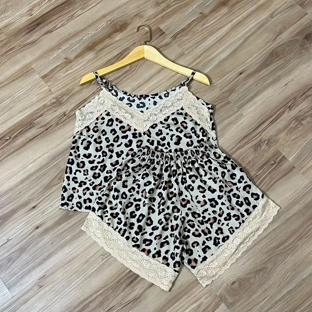 Pamela One Set Motif Baju Tidur Celana Pendek