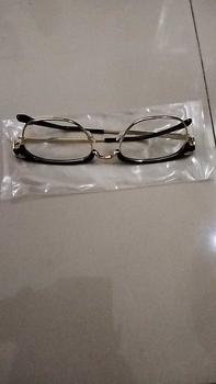 Product Review of （Bisa COD）Kacamata Baca Anti Radiasi Lensa Plus Lensa Baca dan Jalan Lensa Double lensa Bifocal Frame Modis Unisex Pria Wanita Cewek Cowok bifokal 605 from B**u H**G J**M N**😇 0