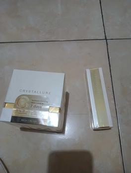 Product Review of Crystallure Supreme Revitalizing Rich Cream 50 g - Skincare Moisturizer Pelembab Wajah dan Perawatan Wajah Anti Aging (Day Cream and Night Cream) with Gold Peptide Crystals, YouthGlow Active, dan SPF 35 PA +++ from b**s 0