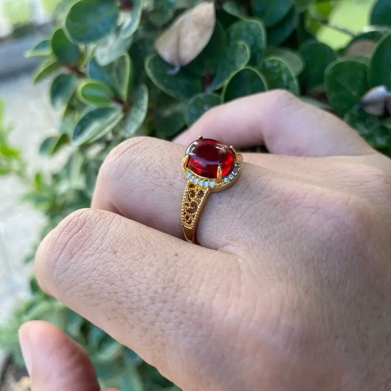 Cincin Amber Merah Madu Xuping 18k Aura Keberuntungan Kerukunan dan Daya Tarik