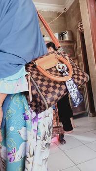 Product Review of 2238 TAS SELEMPANG WANITA IMPORT CANTIK IMPORT LT2238 2238 from E**i y**2 0