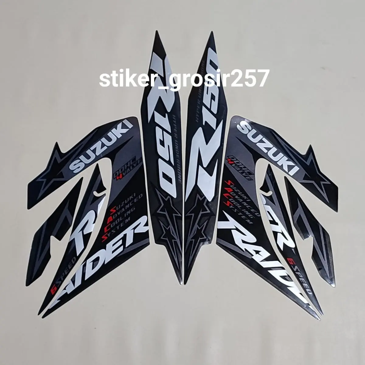 STIKER STRIPING SUZUKI SATRIA FU RAIDER R150 FACELIFT 2013 2014 2015 WARNA HITAM LIST BODY STANDAR - Motorcycle
