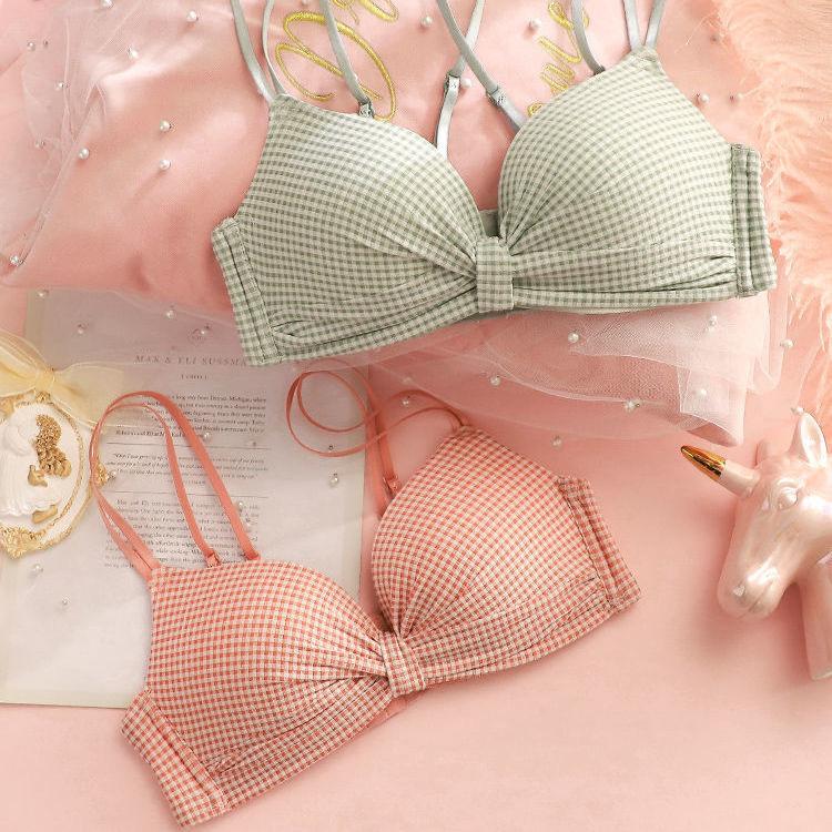 Product Introduction of BR446> BRA RENDA WANITA PUSH UP FULL CUP TANPA KAWAT TALI SILANG MOTIF KOTAK 6