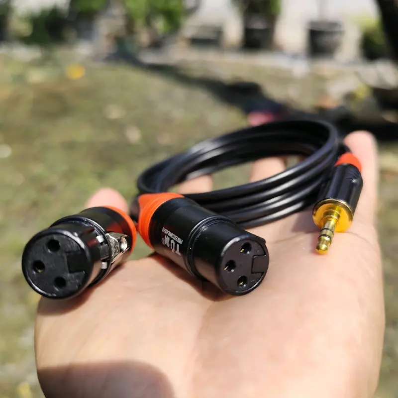 KABEL HP KE MIXER JACK 3,5 TO DUA XLR FRMALE 3