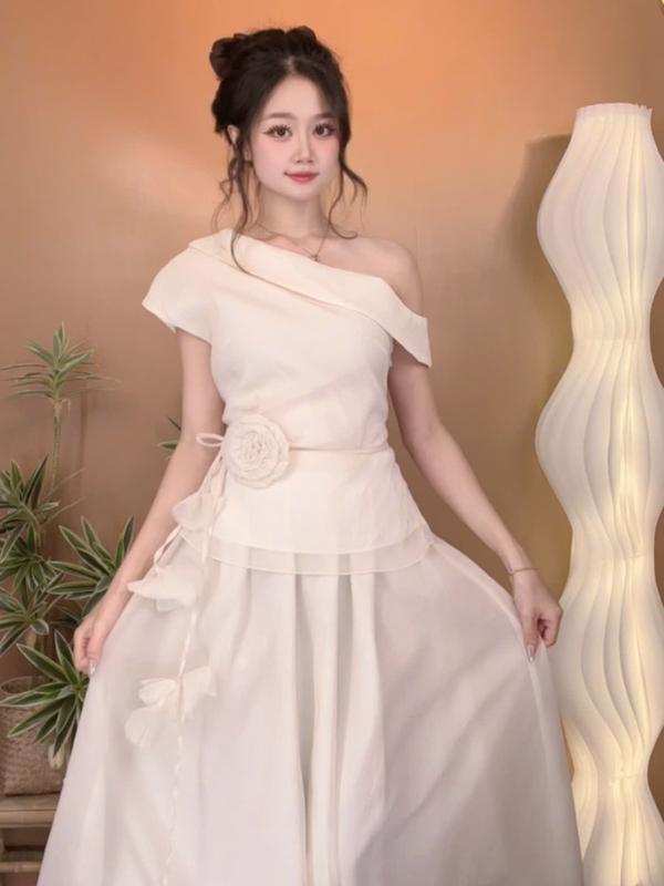 Áo Sơmi lệch vai và chân váy Vải Voan dài kèm dây hoa S124 cho Phong Cách Biển Sang Trọng Size S/M Chất Liệu Mềm Mại Thoáng Mát