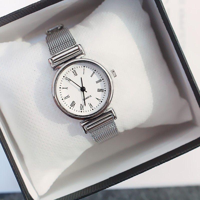 Đồng Hồ Quartz Sang Trọng Cho Nữ Với Dây Kim Loại Mạng Lưới Và Vòng Cài Xoắn