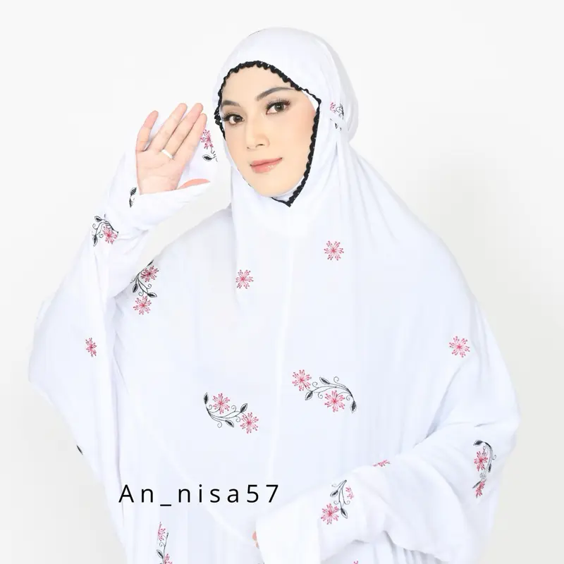 Fatma putih b/maroon