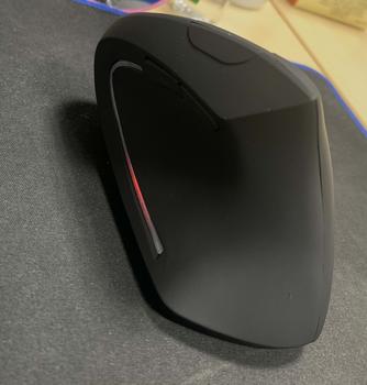Product Review of Tetikus Permainan Menegak Tanpa Wayar, Ketibaan Baru, Tetikus Optik Ergonomik, 1600DPI, Sesuai untuk Pemain Permainan from I**p 2