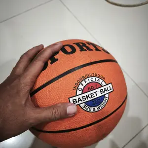 Bola Basket Ukuran Kecil Hingga Besar Perlengkapan Olahraga
