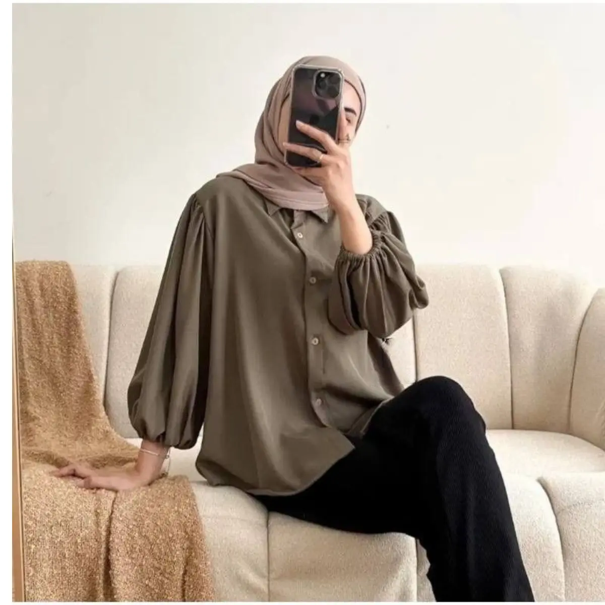 Zea Puffy Blouse Polos Shakilla Twill Atasan Kemeja Wanita Lengan Panjang Balon Baju Casual Shakila Kancing Tangan Oversize Kerja