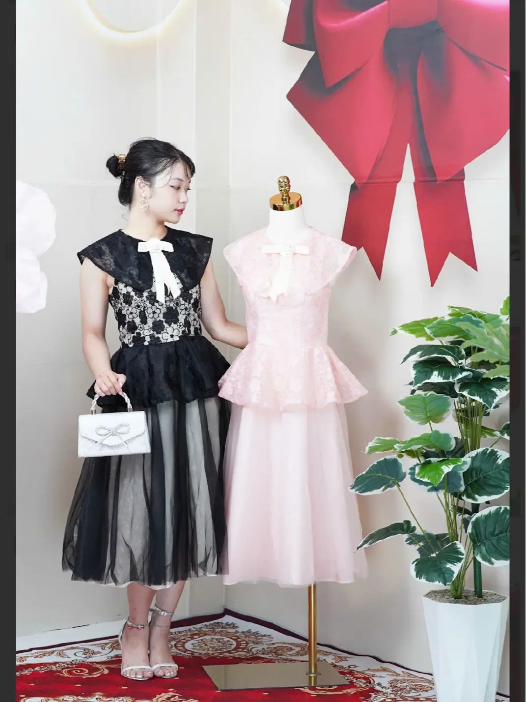 Đầm Ren Hoa Tiên  Quý Phái