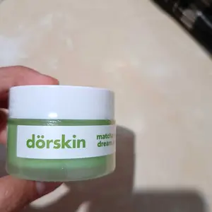 Dorskin Matcha Sleeping Mask Anti Redness Masker Jerawat Calming Mask dengan Centella Asiatica Arbutin Acne Prone Skin Perawatan Wajah Kering Berjerawat Bruntusan Facial Acne Care Moisturizer