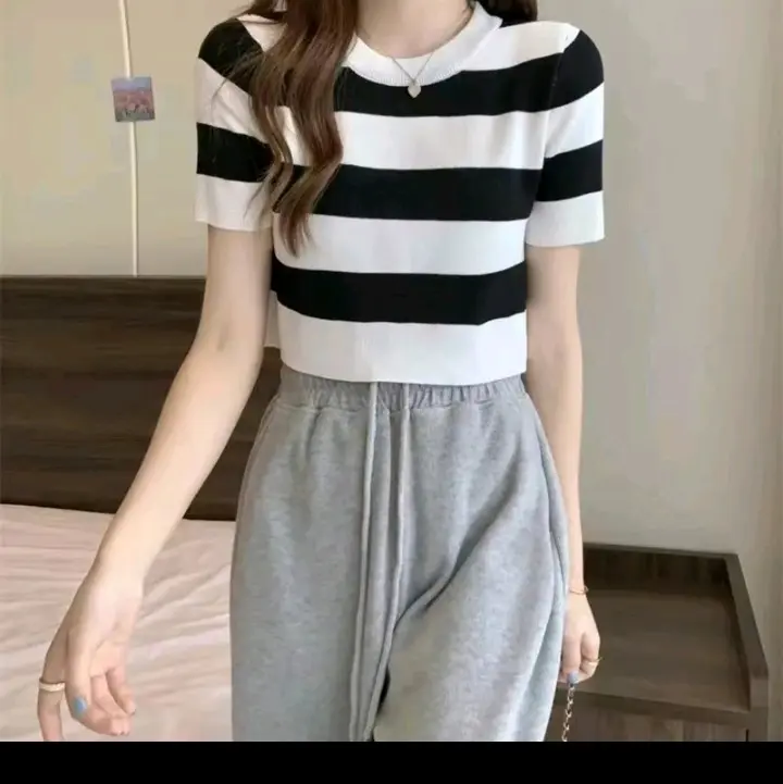 atasan crop top stripes knit / crop Top wanita knit garis / capsual top panjang fit lembut 2