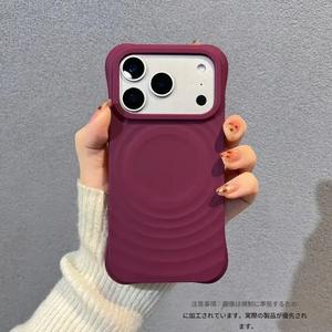 iPhone 17／16 Pro Max用 MagSafe対応 シリコンケース「Wave」｜統合型ボタン、丈夫な耐衝撃（全20色）
