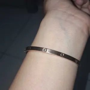 Gelang Slim polos Wanita Titanium Anti Karat Anti Hitam Fashion Accessories - Aksesoris, Elegan