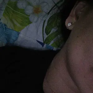 Anting Bunga Daisy Lima Kelopak Anti Karat Anti Pudar Hypoallergenic Warna Silver dan Emas Model Minimalis Aksesoris Fashion Sehari-hari Pilihan Hadiah Istimewa CB01