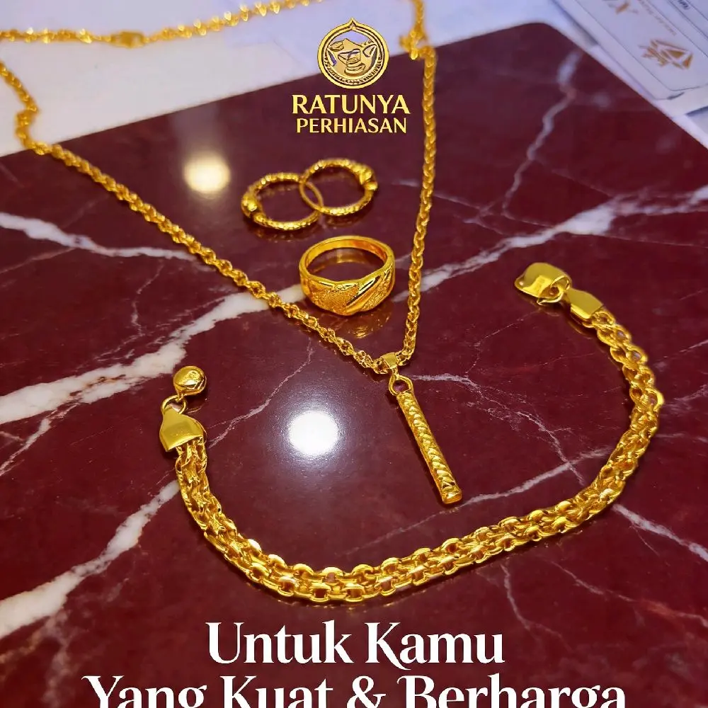 Satu Set Perhiasan Wanita Liontin Bambu18k Mewah & Elegan Anti Karat Anti Luntur Perhiasan Terbaik Jade